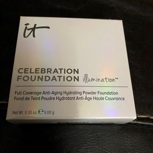 IT Cosmetics Celebration foundation